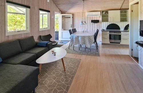 Ansager Maison | 6 person holiday home in Ansager-By Traum