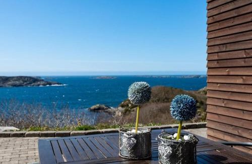 Bomlo Maison | 6 person holiday home in BØMLO-By Traum