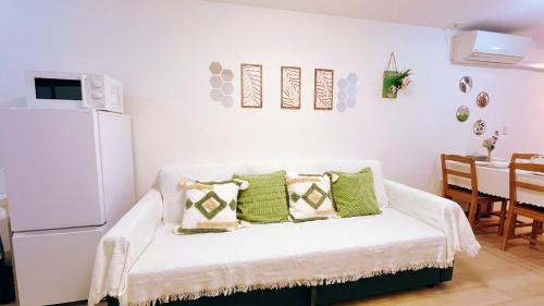Ikuno Chalet De Ski | 6 ppl ok! Local house,14 mins to namba area!