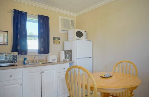 Summerside Appartement | (6) Suite Double Privée à Green Acres Summerside