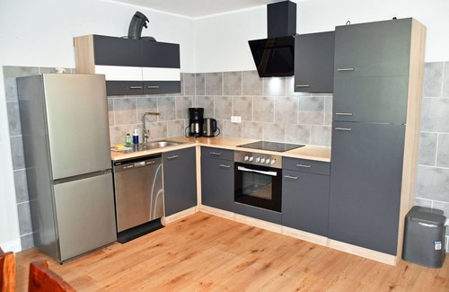 Altefaehr Appartement | 6-room vacation apartment Sassnitz with beautiful park view - Holiday apartments on Rügen