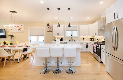 West Codman Hill - West Lower Mills Appartement | 60-1 4BR Boston - Cozy New Apt near Franklin Park