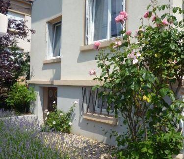 Devant-les-Ponts Appartement | 60 m² Appartement ∙ 2 chambres ∙ 4 personnes