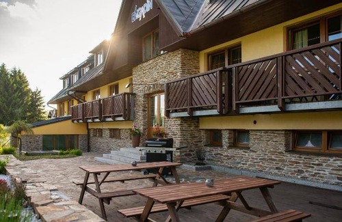 Bozi Dar Appartement | 60 m² Appartement ∙ 2 chambres ∙ 7 personnes