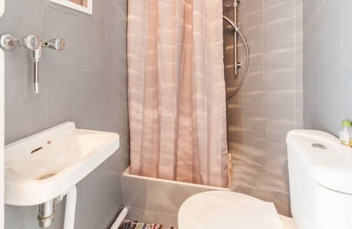 Clignancourt Station Balnéaire | 60 m² Chambre privée ∙ 1 chambre ∙ 1 personne