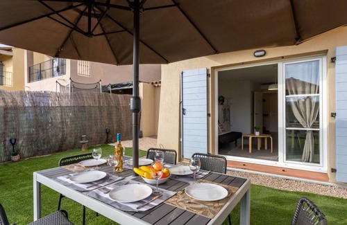 Grimaud Station Balnéaire | 60 m² Résidence de vacances ∙ 2 chambres ∙ 4 personnes
