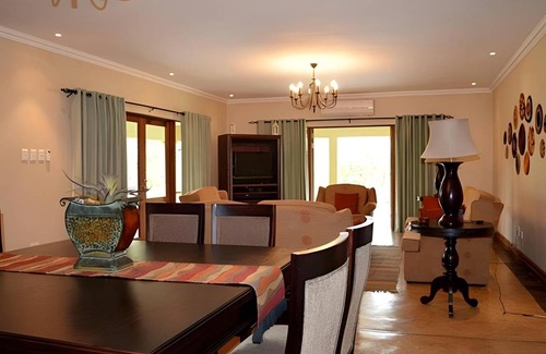Manzini District Station Balnéaire | 60 m² Résidence de vacances ∙ 2 chambres ∙ 127 personnes