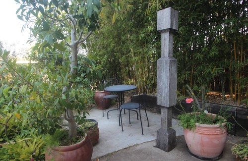 Kiama Appartement | 80 sq meters of totally private studio gallery space.