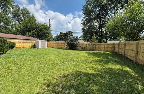 Royal Manor Maison | 603 Fenchurch Way-Ranch-Hot Tub-Pets-2 King Beds