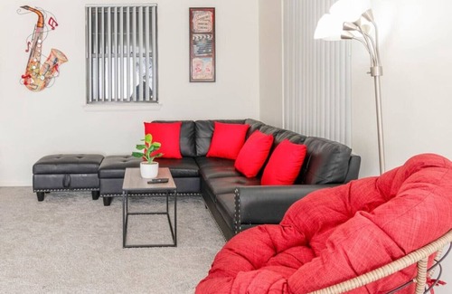 Albany Appartement | 610B) Large 1 bedroom downtown!