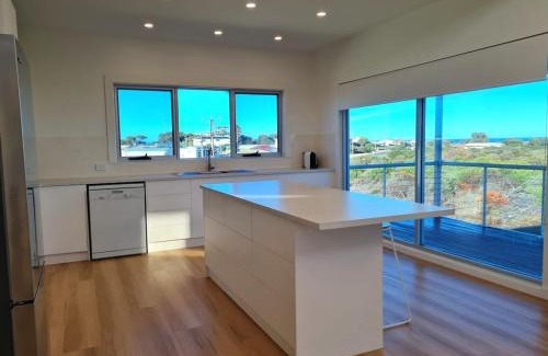 Port Victoria Maison | 63 By The Sea