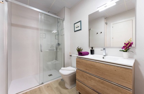 Bailen-Miraflores Appartement | 63 m² Appartement ∙ 1 chambre ∙ 2 personnes