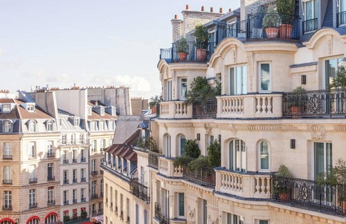 Saint-Germain-des-Pres Hôtel | 65 m² Hôtel ∙ 8 personnes