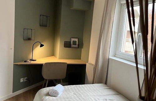 Yves Farge - Le Fleuve Station Balnéaire | 65 m² Chambre privée ∙ 1 chambre ∙ 1 personne