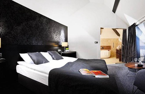 Opalenica Hôtel | 65 m² Hôtel ∙ 4 personnes