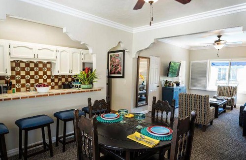 Coronado Maison | 65 m² Pension ∙ 2 chambres ∙ 127 personnes