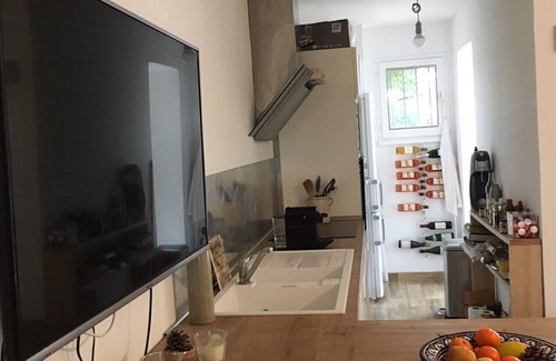 La Ciotat Appartement | 65 m2 sur jardin - 300 m de la mer - clim - 4/6 pers - Proche tous commerces