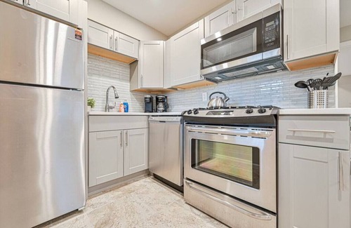 Somers Point Copropriété | 653 3rd St Unit 1 · AfterDune Delight 2BR Near Beach