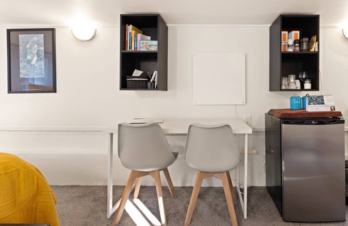 Bluff Hill Appartement | "66" Private Studio on Bluff Hill