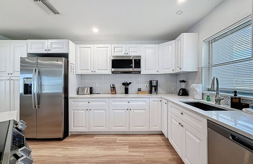 Orient Park Maison | 6616 Travis Blvd Summ