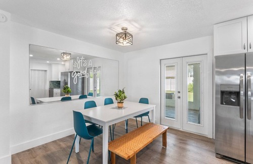 Cocoa Isles Cottage | 673 Bermuda Rd