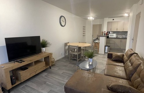 Yvre-l'Eveque Appartement | 68 m² Appartement ∙ 1 chambre ∙ 4 personnes