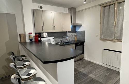 Yvre-l'Eveque Appartement | 68 m² Appartement ∙ 1 chambre ∙ 4 personnes