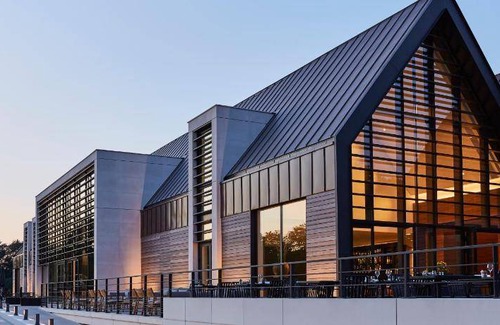 L'Isle-Adam Hôtel | 68 m² Hôtel ∙ 127 personnes