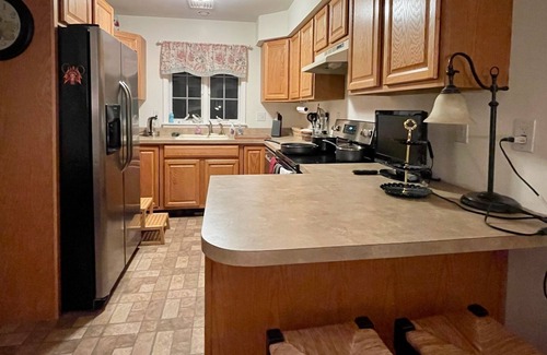 Sagamore Maison | 6bed/4bath one-level Cape Cod Villa, New Listing!