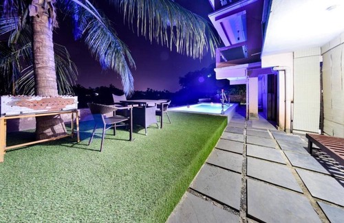Parra Villa | 6bhk Villa With Private Pool and Fountain