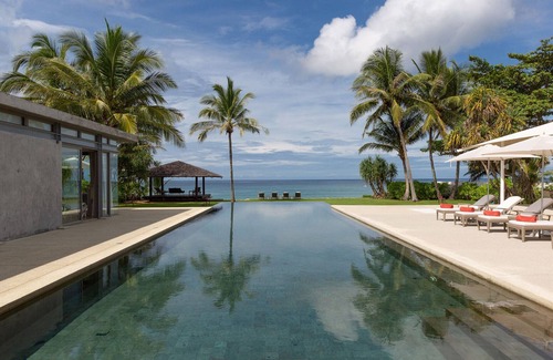 Khok Kloi Villa | 6BR Luxurious Villa w/ Pétanque Lawn | Natai Beach