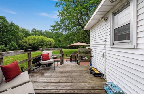 Monroe Maison | 6BR Sanctuary Amidst Nature's Majesty