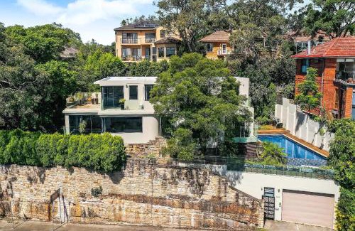 Mosman Maison | 6BR Stunning Waterview & Private Pool