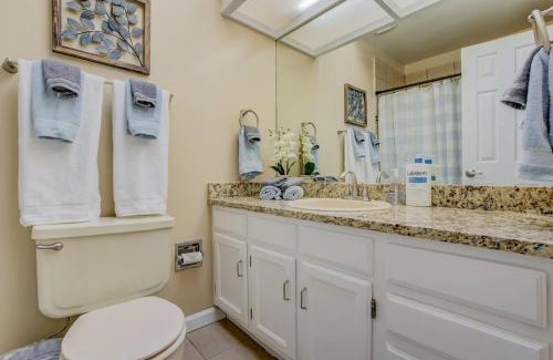 Briargate Maison | 6BR with Pool & Water Slide, Hot Tub, Peak View