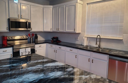 Windwood Bay Maison | 7/5 themed near Disney/pool/VR room/indoor slide