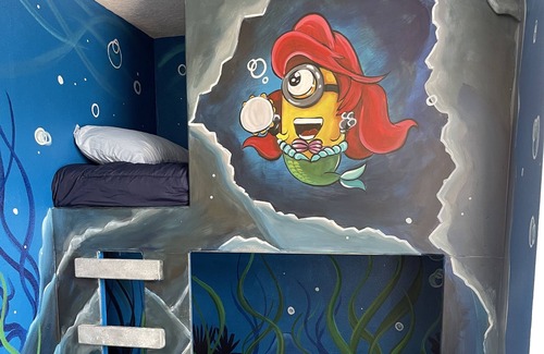 Windwood Bay Maison | 7/5 themed near Disney/pool/VR room/indoor slide