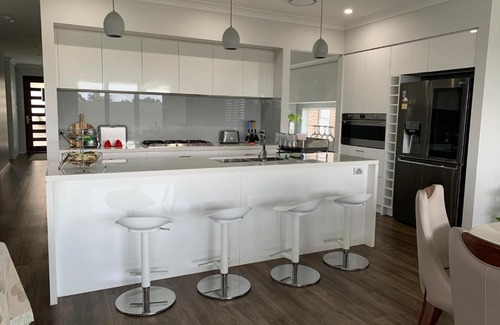 Dunmore Maison | 7 Aurora Ave Dunmore