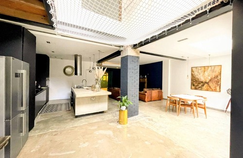 Winchmore Hill Maison | Remarkable 7-Bed House in London