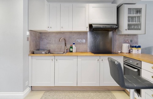 Higham Hill Maison | Maison 7 chambres, jardin, 3 salles de bains, 10 minutes à pied de la station