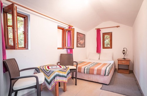Adrasan Maison | 7 Garden Bungalow & Camping