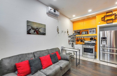 Dallas Appartement | 7 Mi to Downtown Dallas: WFH-Friendly Studio