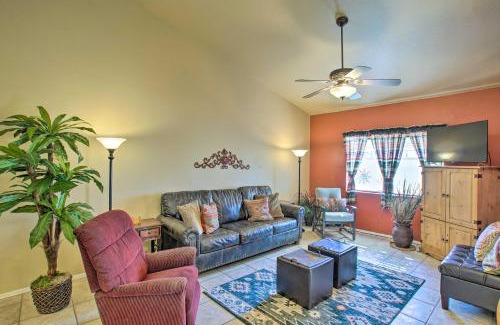 Park Center Place Maison | 7 Mi to Mill Ave BBQ-Ready Mesa Townhouse