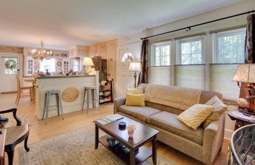 Royal Pines Maison | 7 Mi to The Biltmore Le Canard Cottage with Porch