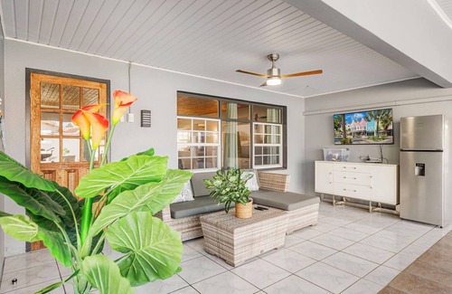 Pos Chiquito Maison | 7 Min Walk to Mangel Halto Private Pool