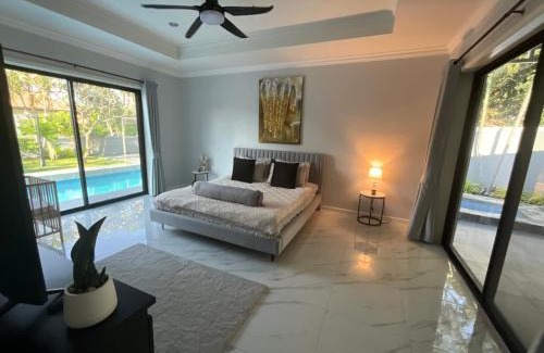 Nong Kae Villa | 7 Minutes from Centre Orchid villa With Jacuzzi and Pool Table