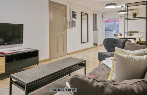 el Camp d'en Grassot i Gracia Nova Appartement | 7. Office Up Apartment
