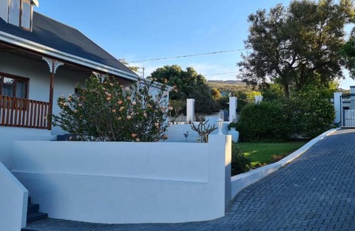 Bredasdorp Maison | 7 on South