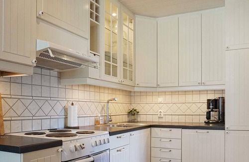 Kampersvik Maison | 7 person holiday home in Fjällbacka