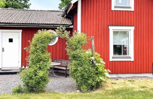 Nordostra Motala Maison | 7 person holiday home in MOTALA-By Traum
