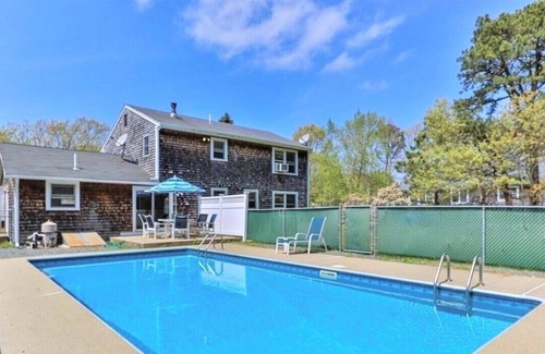Sandwich Maison | 7 Raymond with pool- new listing